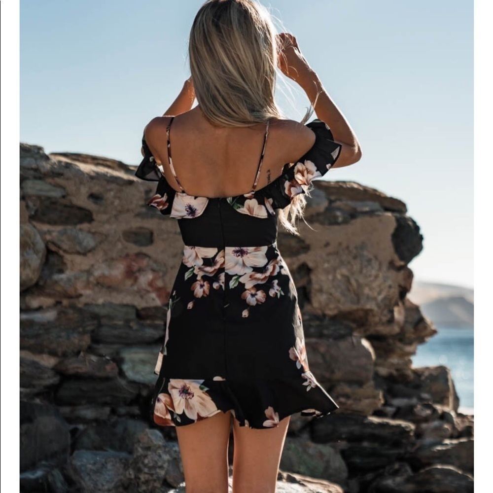 Black Floral Ruffle Off Shoulder Mini Dress NEW - Picture 2 of 8